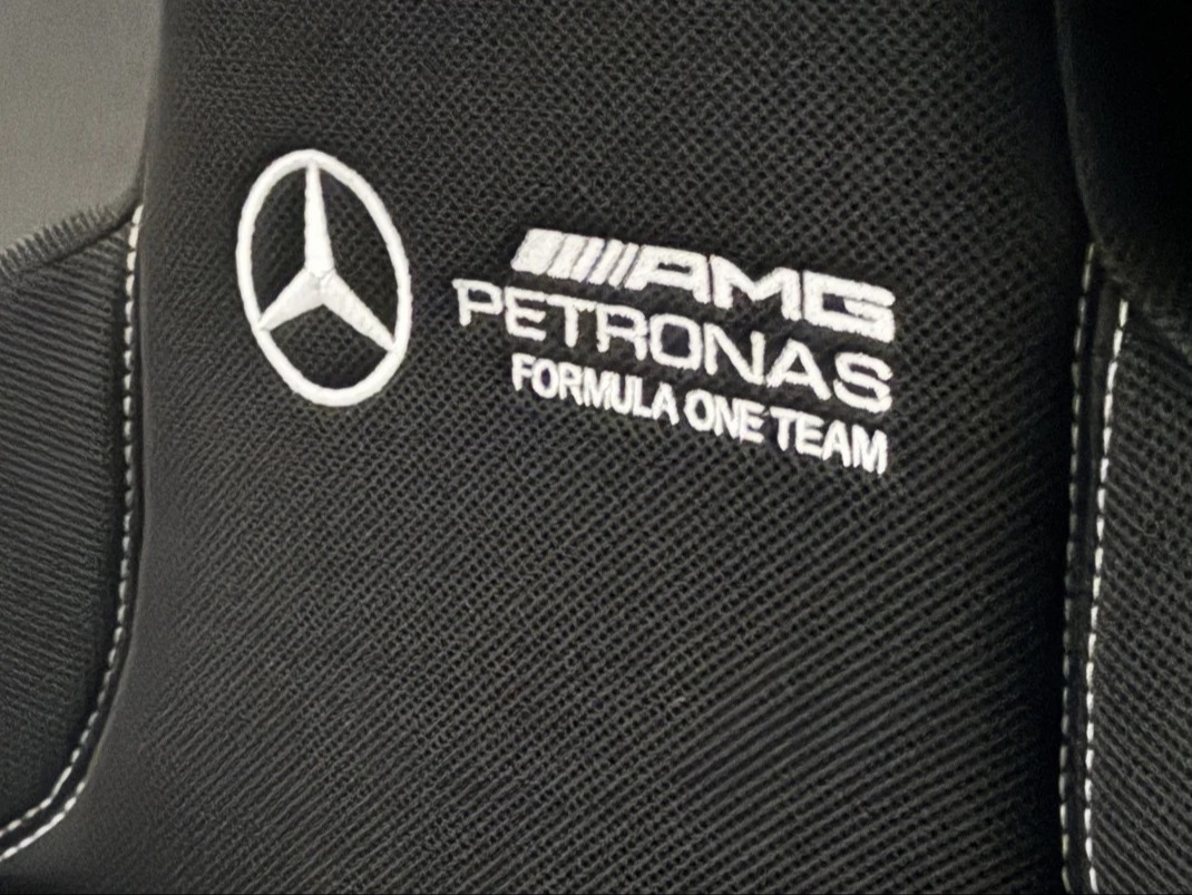 Sim Lab Mercedes AMG F1 Cockpit